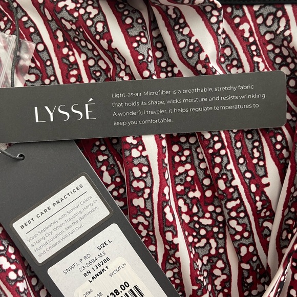 Lysse women’s printed ten black white blouse size Large - Picture 8 of 8